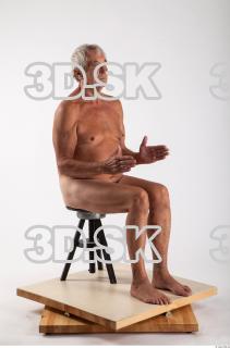 Sitting reference of Augustyn 0014